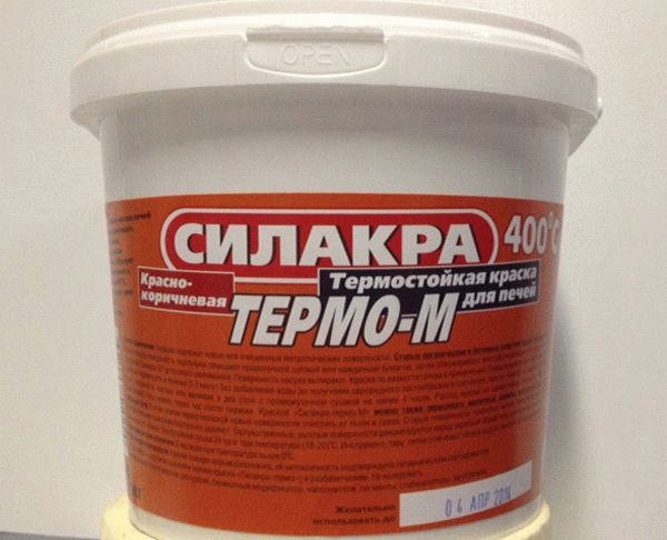 Термостойкая краска может применяться для окрашивания как металлической печи, так и печки из кирпича