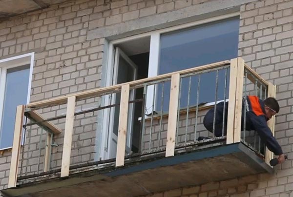 Установка деревянной обрешетки